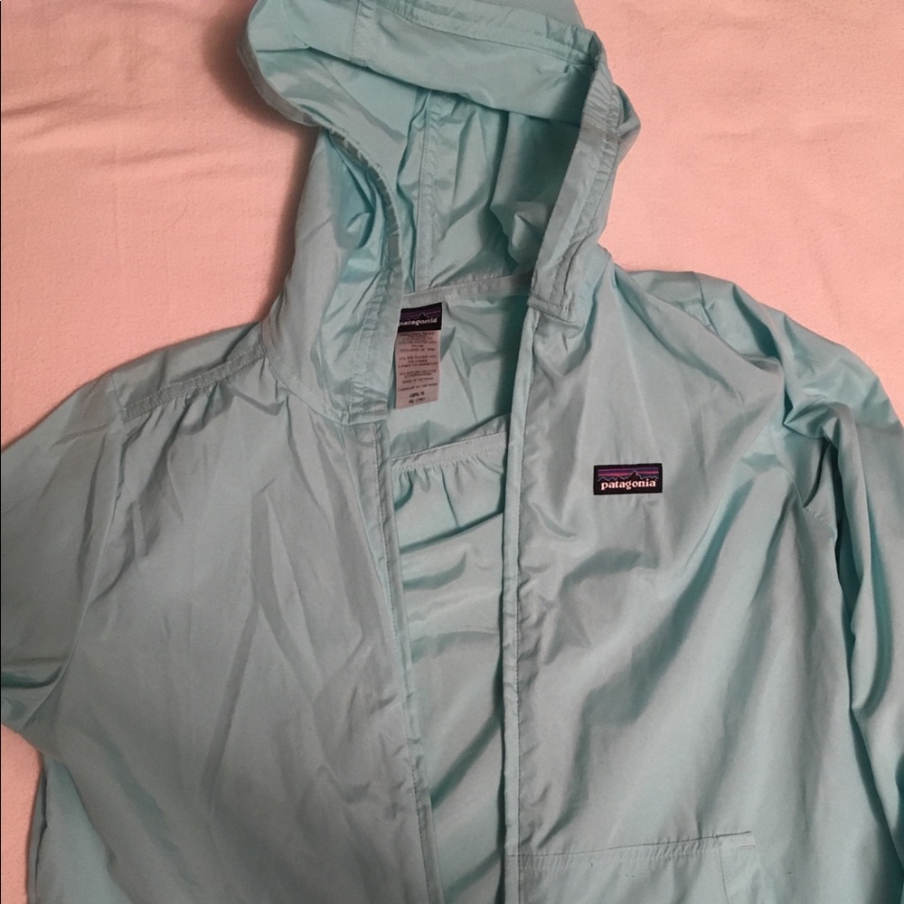 Patagonia wind breaker light jacket